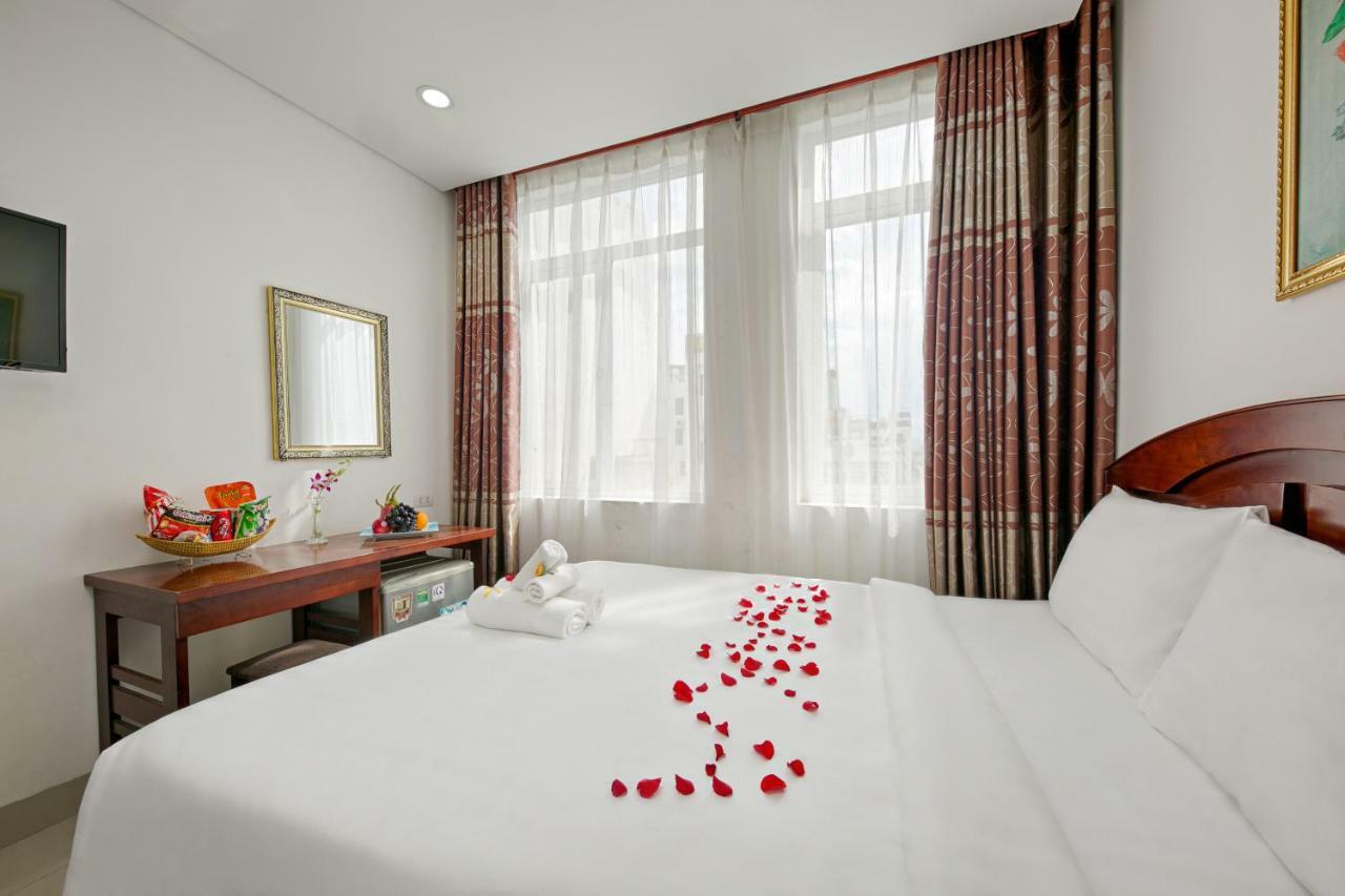 Osaka Hotel Da Nang Exterior photo