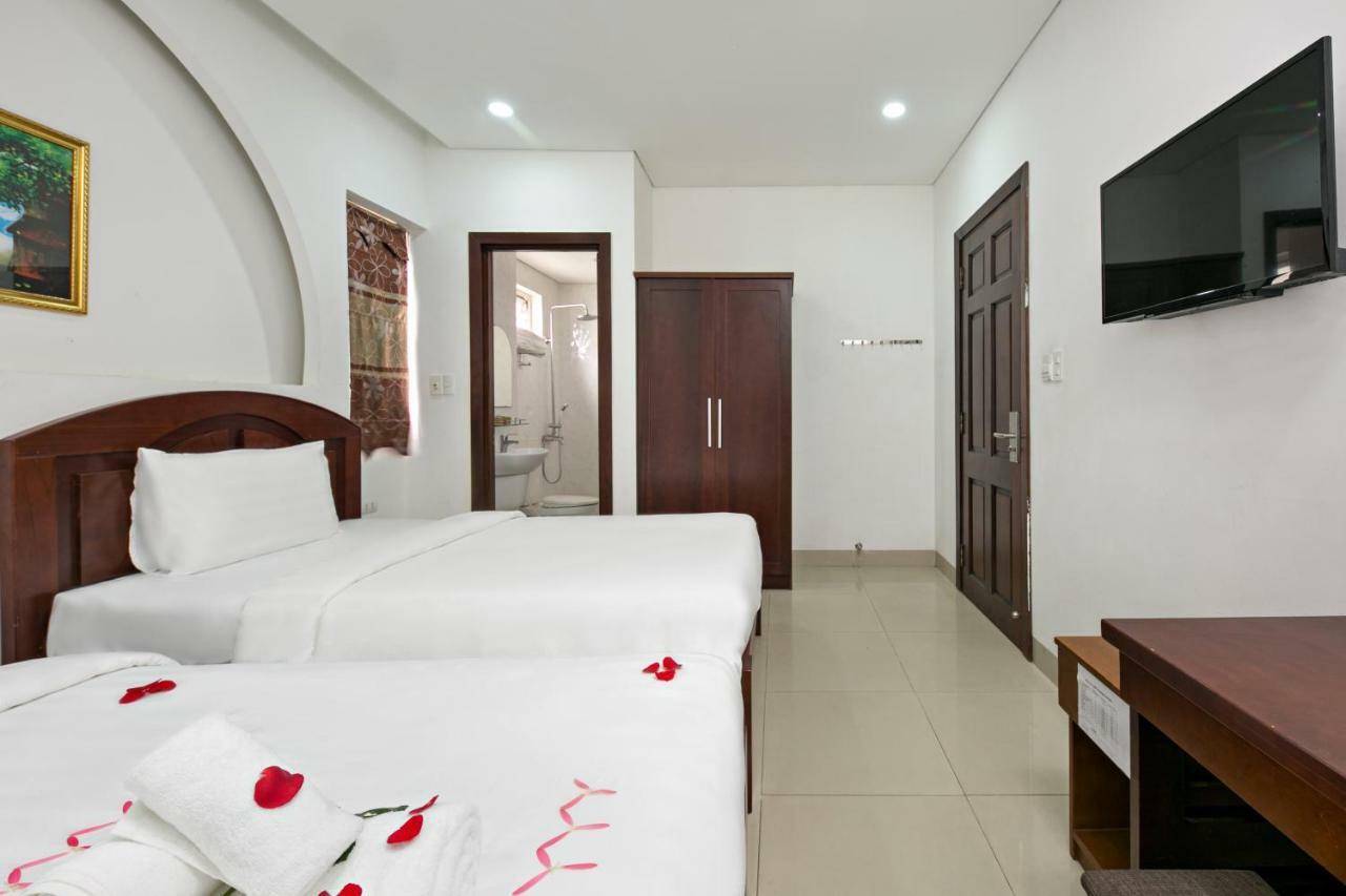 Osaka Hotel Da Nang Exterior photo
